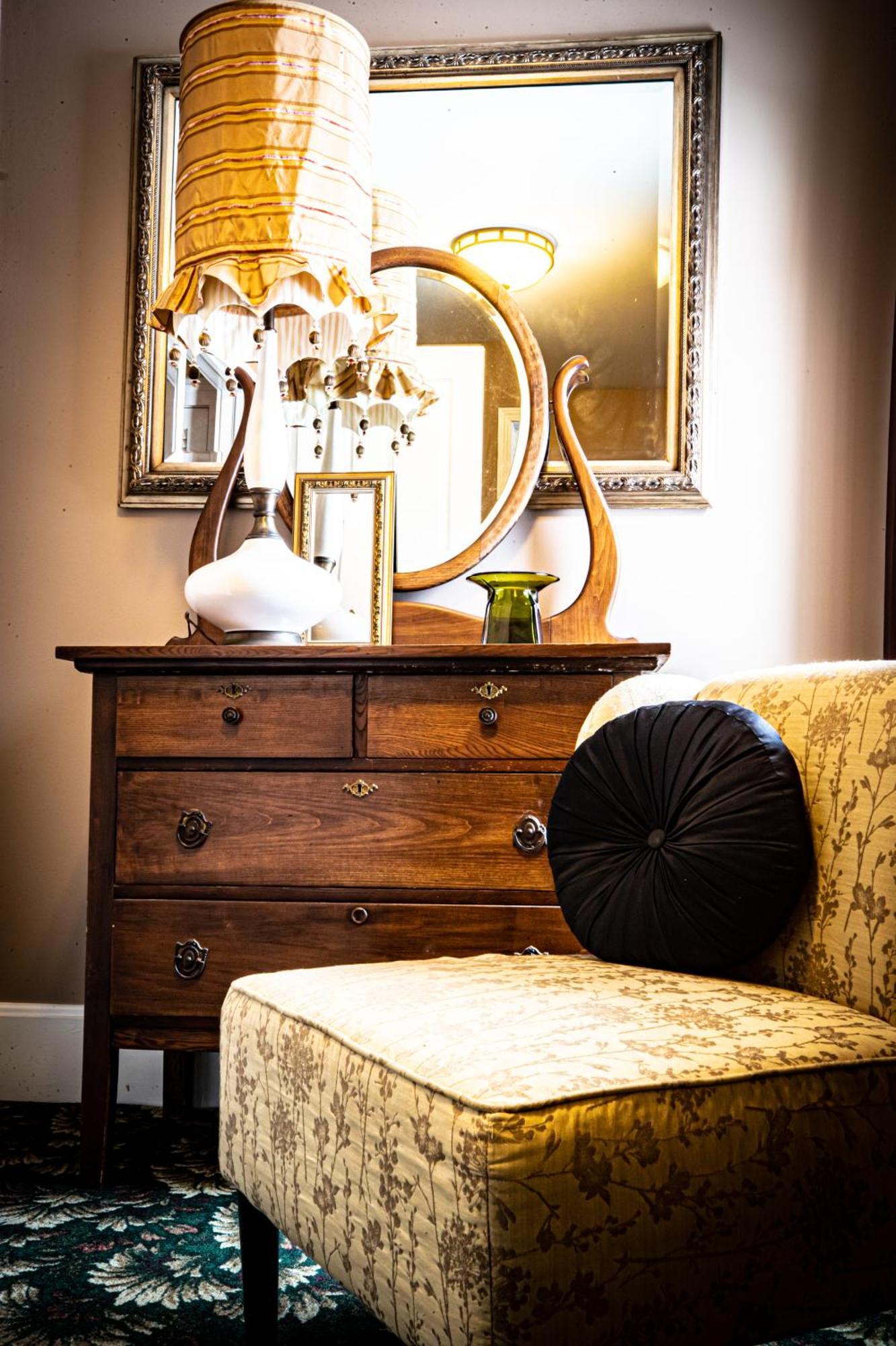 Twin Oaks Inn ソーガタック エクステリア 写真
