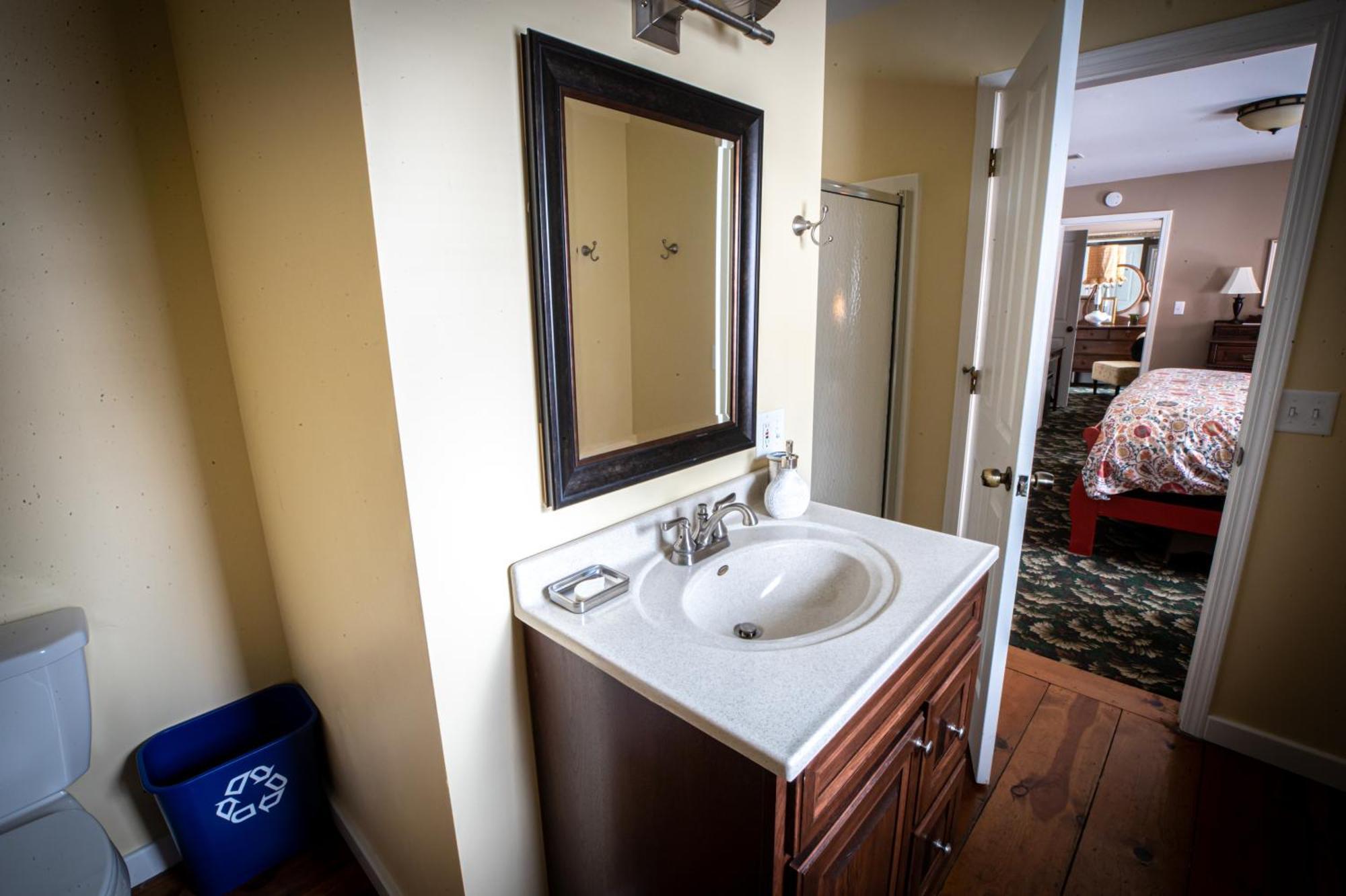 Twin Oaks Inn ソーガタック エクステリア 写真