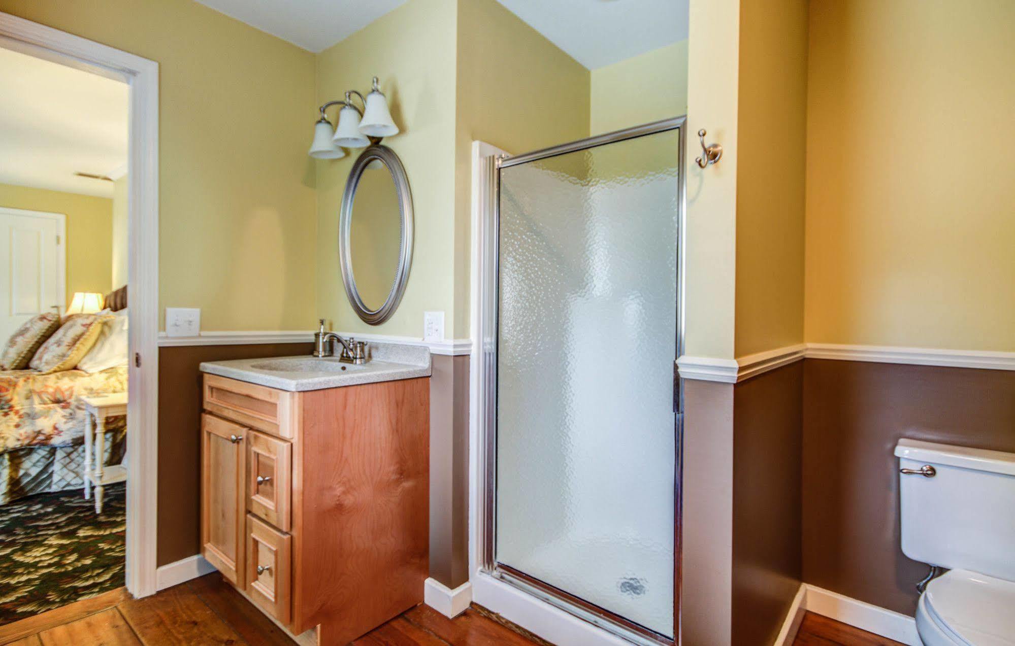 Twin Oaks Inn ソーガタック エクステリア 写真