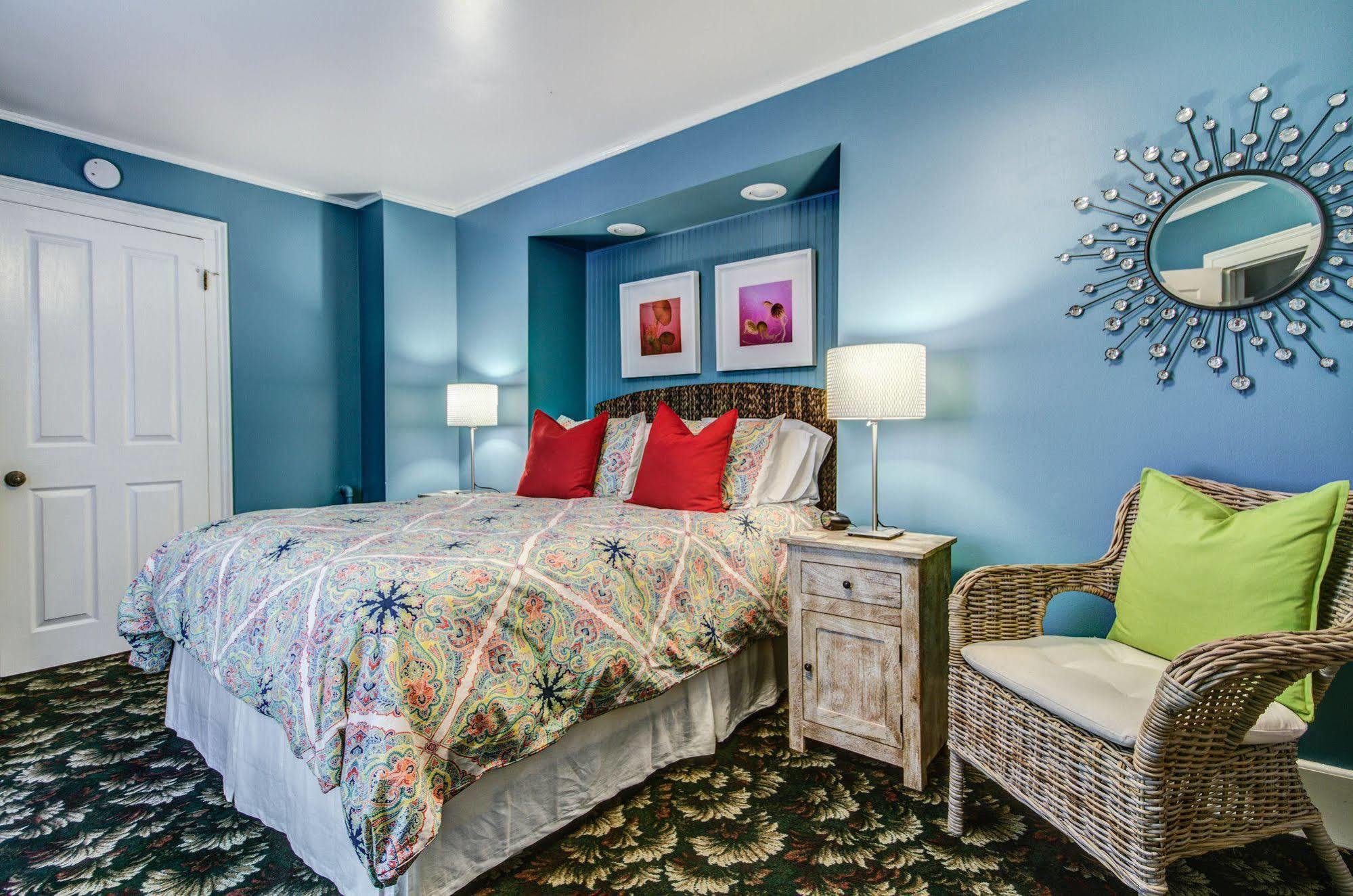 Twin Oaks Inn ソーガタック エクステリア 写真